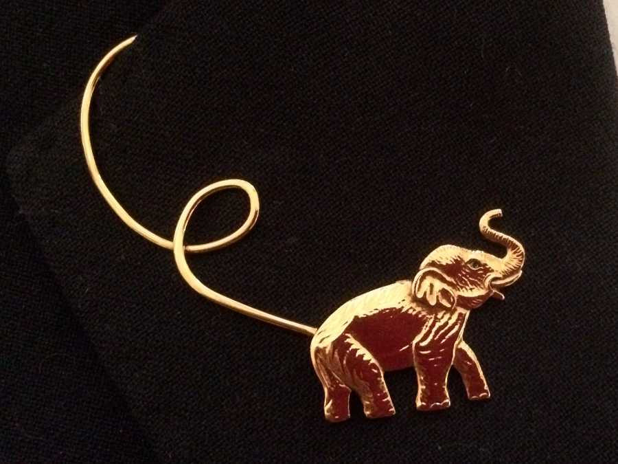 The Entrepage L'éléphant Gold plated patinated