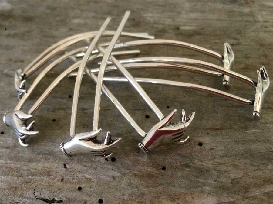 Bundle of Hairpins Les mains Silver plated patinated