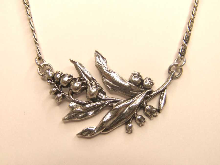 Necklace Un brin Silver plated patinated