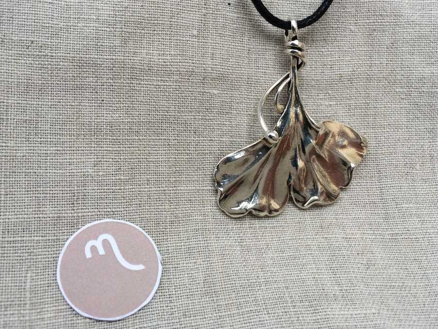 Necklace Pendentif Ginko Silver plated patinated