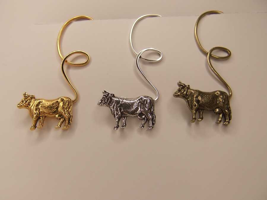 The Entrepage La vache Silver plated patinated