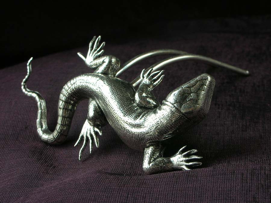 Hairpin Gecko Silver plated patinated